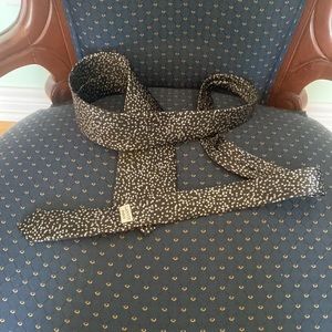 Gorgeous LANVIN  Tie, PARIS, 100% silk. 60 inches long , very nice gift for men.